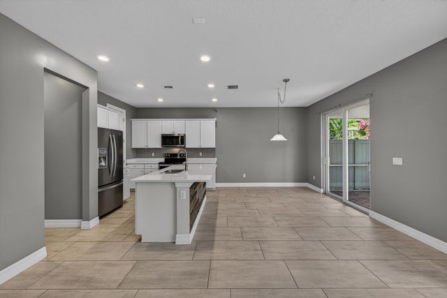 4715 Eucalyptus Drive, Hollywood, FL 33021