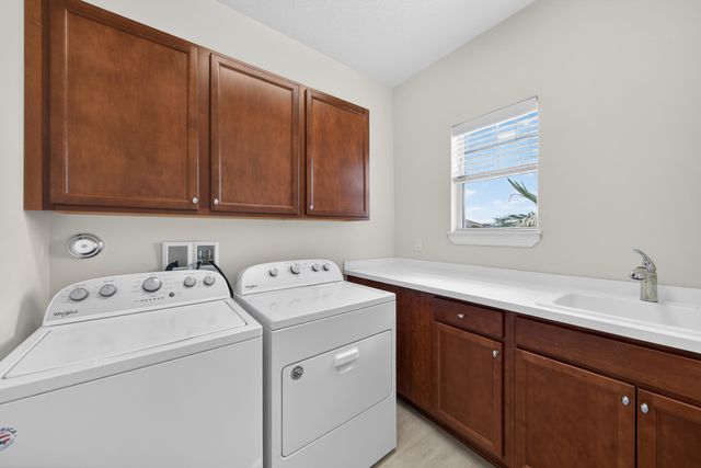 4715 Eucalyptus Drive, Hollywood, FL 33021