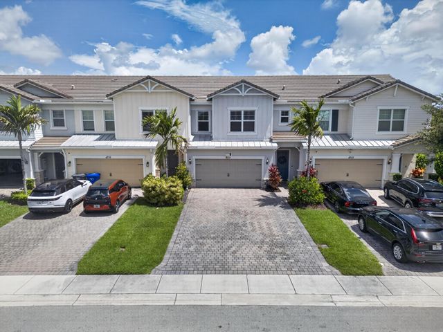 4715 Eucalyptus Drive, Hollywood, FL 33021