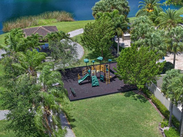 4715 Eucalyptus Drive, Hollywood, FL 33021
