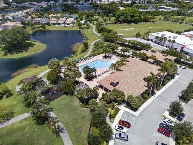 4715 Eucalyptus Drive, Hollywood, FL 33021