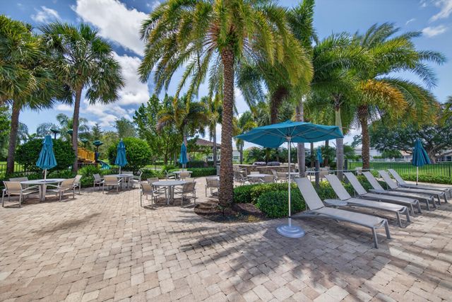 4715 Eucalyptus Drive, Hollywood, FL 33021