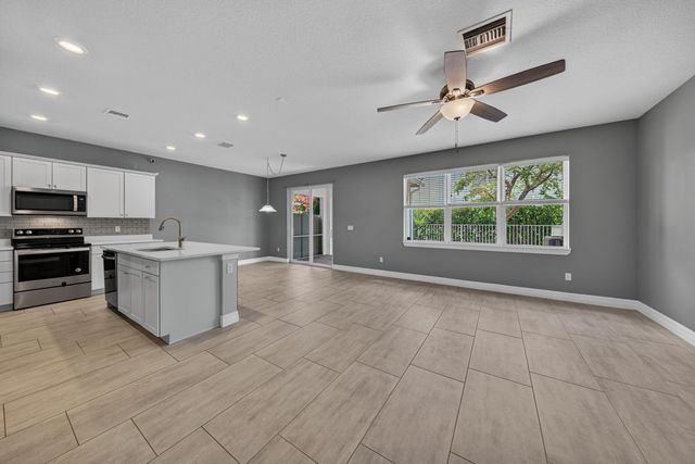 4715 Eucalyptus Drive, Hollywood, FL 33021