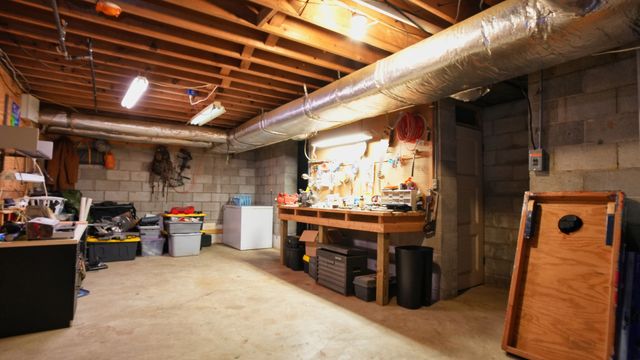 105 Highlander Dr, Hendersonville, TN 37075