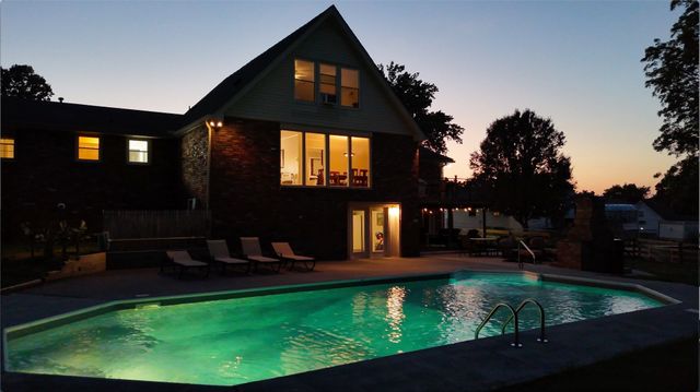 105 Highlander Dr, Hendersonville, TN 37075
