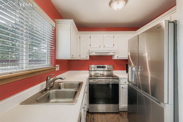 8370 Steadman Drive, Colorado Springs, CO 80920