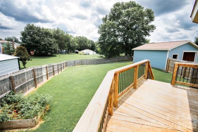 1807 Warren Avenue, Gastonia, NC 28054