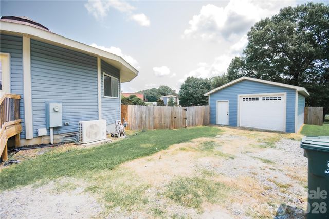 1807 Warren Avenue, Gastonia, NC 28054