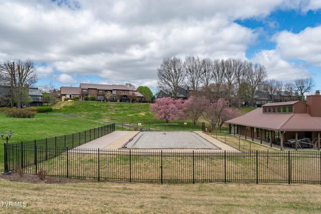 548 Fleetwood Drive D, Kingsport, TN 37660