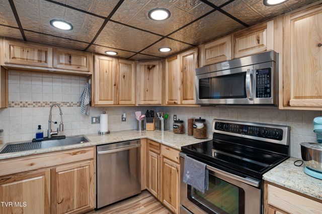 548 Fleetwood Drive D, Kingsport, TN 37660