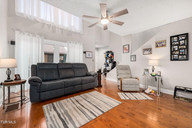 548 Fleetwood Drive D, Kingsport, TN 37660