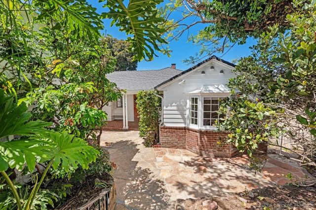 2417 Arista Ct, San Diego, CA 92103