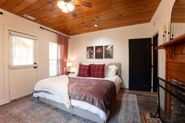 30 Seabolt, Morganton, GA 30560