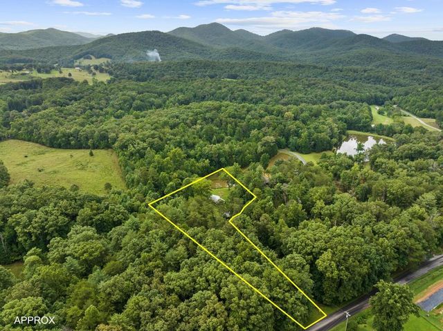 30 Seabolt, Morganton, GA 30560