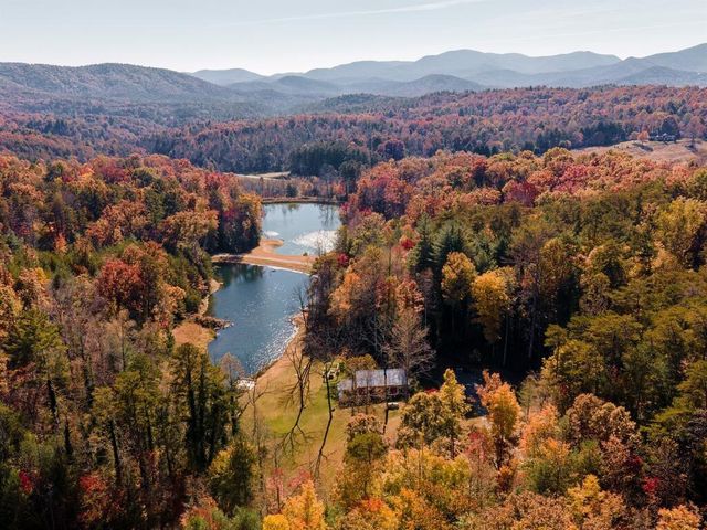 30 Seabolt, Morganton, GA 30560