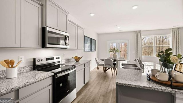 237 Sound Circle, Stockbridge, GA 30281