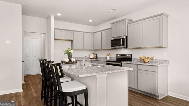 237 Sound Circle, Stockbridge, GA 30281