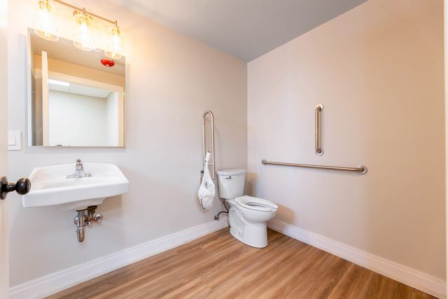 12719 Western Avenue, Blue Island, IL 60406