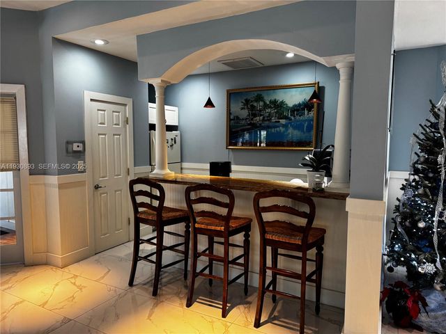 17500 NW 67th Pl P-4, Hialeah, FL 33015