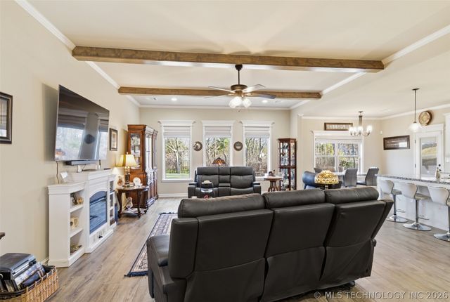 506 Castle Pines Circle, Claremore, OK 74019