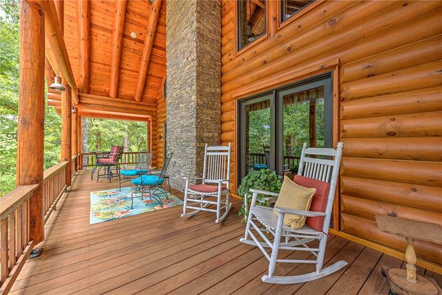 170 Meadow Ridge Road, Eureka Springs, AR 72632