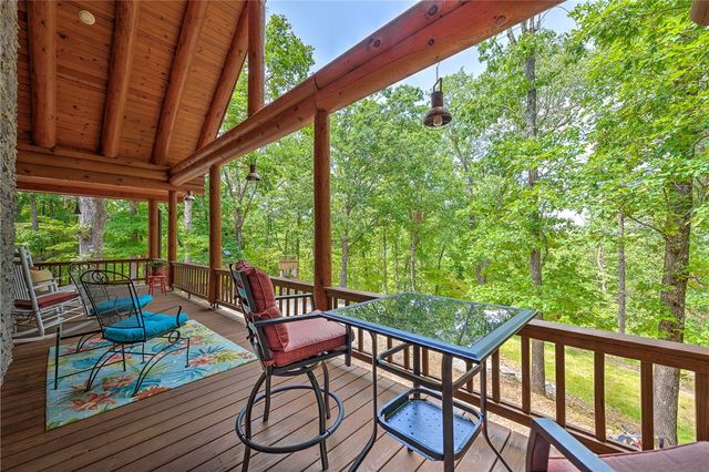 170 Meadow Ridge Road, Eureka Springs, AR 72632