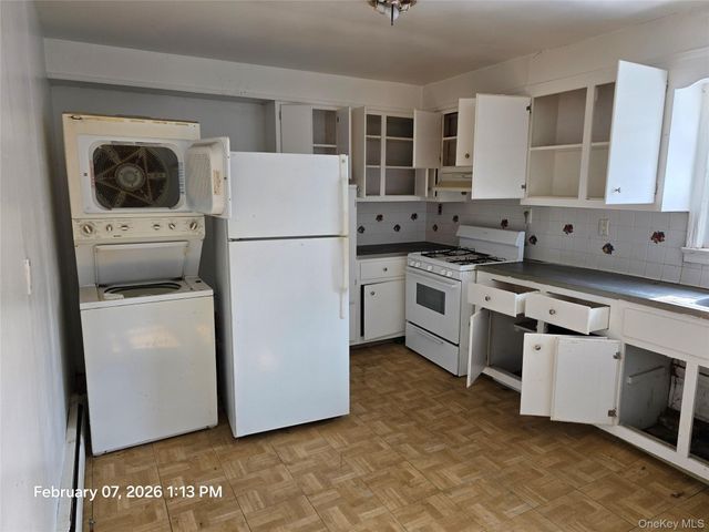 326 Roberts Avenue, Yonkers, NY 10703