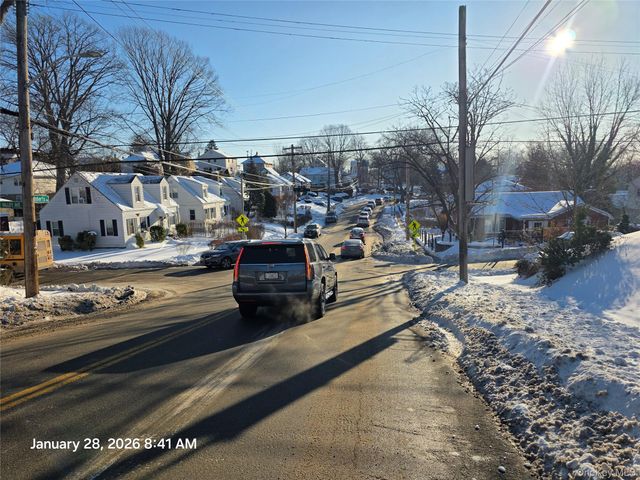 326 Roberts Avenue, Yonkers, NY 10703