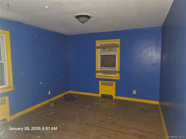 326 Roberts Avenue, Yonkers, NY 10703