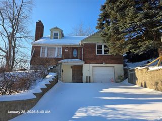 326 Roberts Avenue, Yonkers, NY 10703