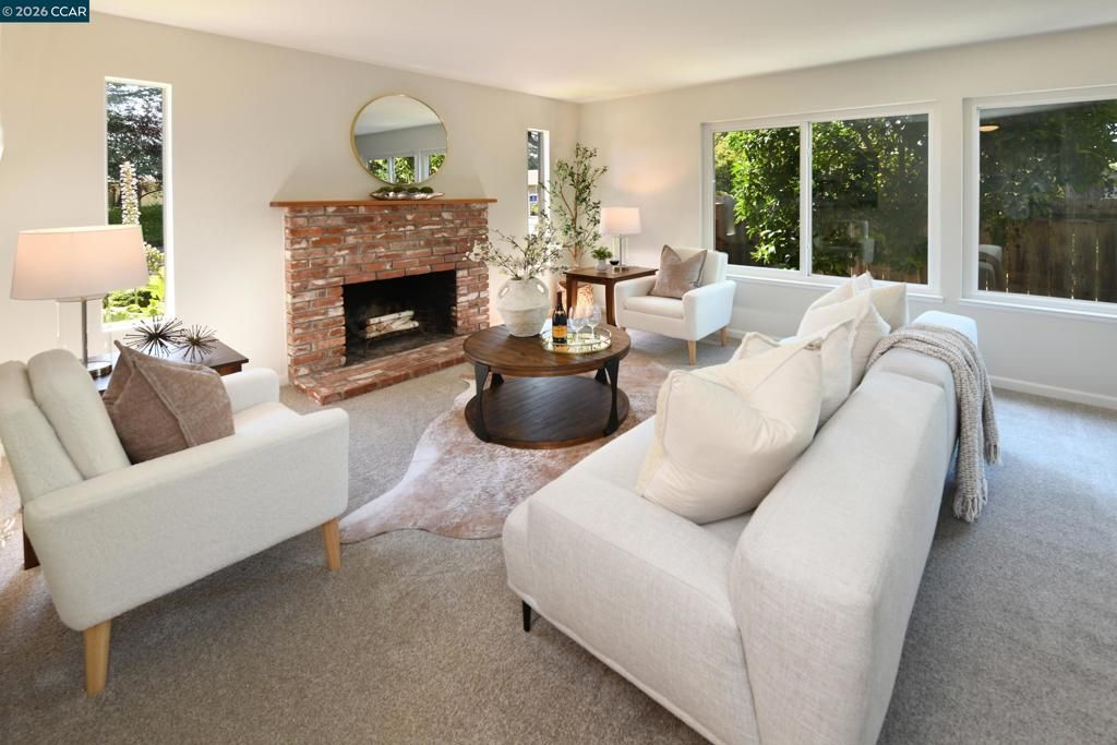 Image 14 of property listing at 1759 Elm Rd, Concord, CA 94519