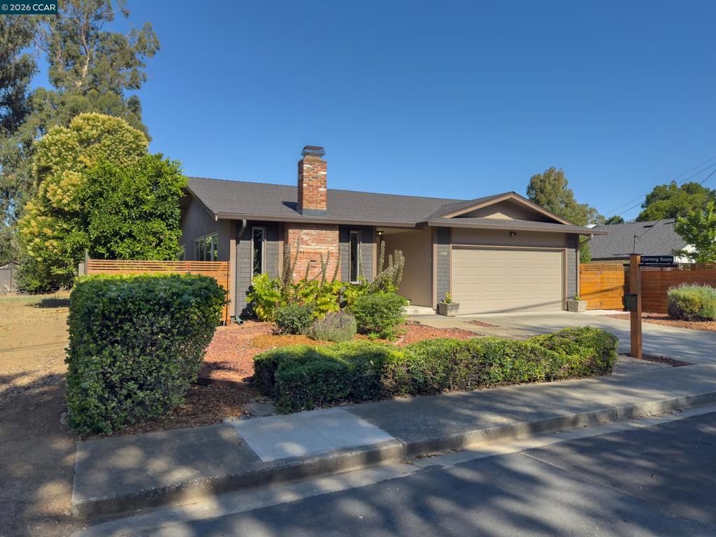 Image 2 of property listing at 1759 Elm Rd, Concord, CA 94519