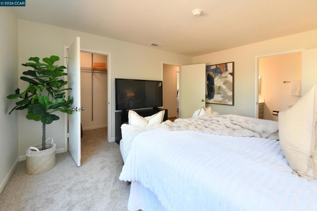 Image 23 of property listing at 1759 Elm Rd, Concord, CA 94519