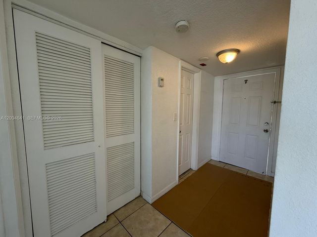7713 SW 88th ST A312, Miami, FL 33156