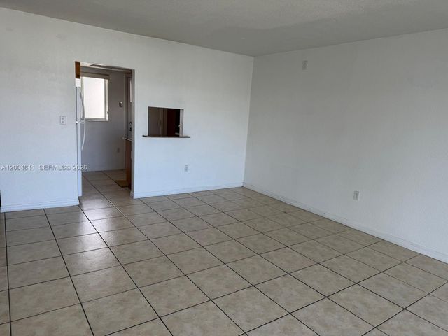 7713 SW 88th ST A312, Miami, FL 33156
