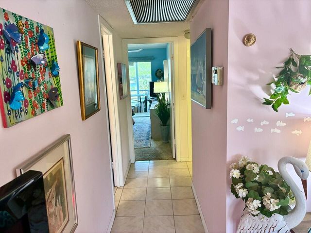 2002 Oakridge A Oakridge A 2002, Deerfield Beach, FL 33442