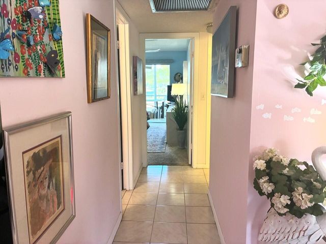 2002 Oakridge A Oakridge A 2002, Deerfield Beach, FL 33442