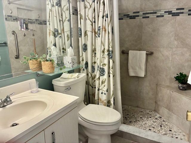 2002 Oakridge A Oakridge A 2002, Deerfield Beach, FL 33442