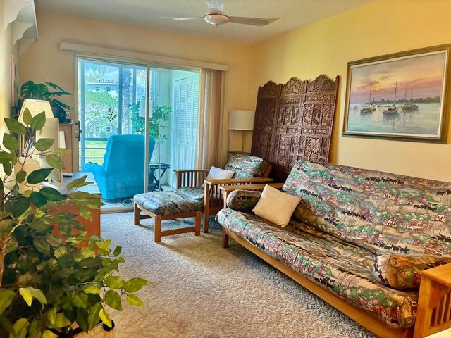 2002 Oakridge A Oakridge A 2002, Deerfield Beach, FL 33442