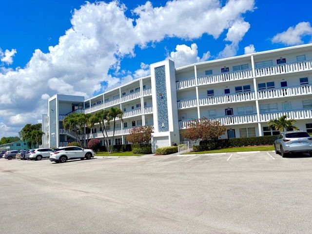 2002 Oakridge A Oakridge A 2002, Deerfield Beach, FL 33442