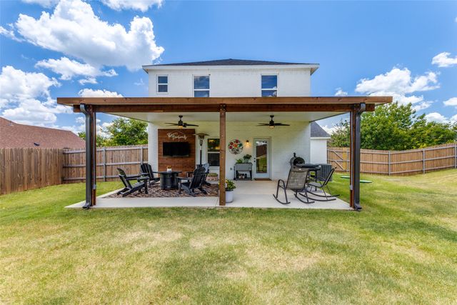 8916 Holt Street, Lakeside, TX 76135