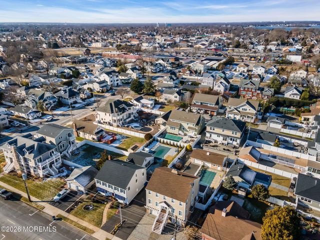 305 Chicago Avenue, Point Pleasant Beach, NJ 08742