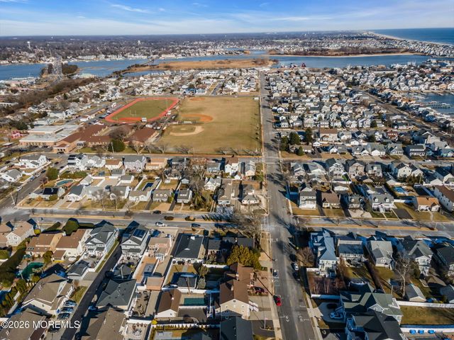 305 Chicago Avenue, Point Pleasant Beach, NJ 08742