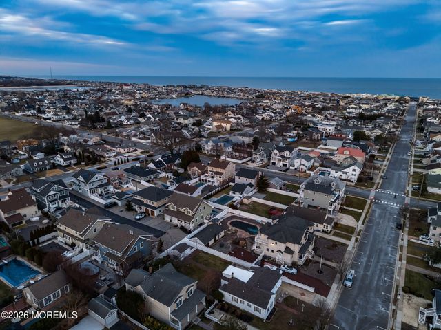 305 Chicago Avenue, Point Pleasant Beach, NJ 08742