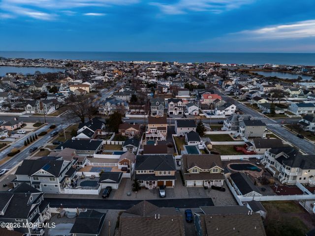 305 Chicago Avenue, Point Pleasant Beach, NJ 08742