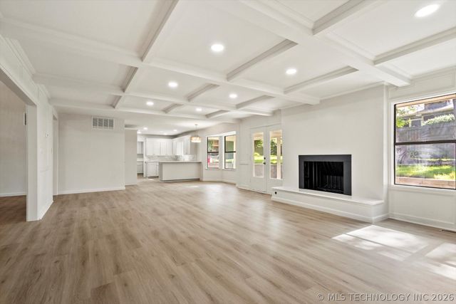 8747 S 68th East Avenue, Tulsa, OK 74133