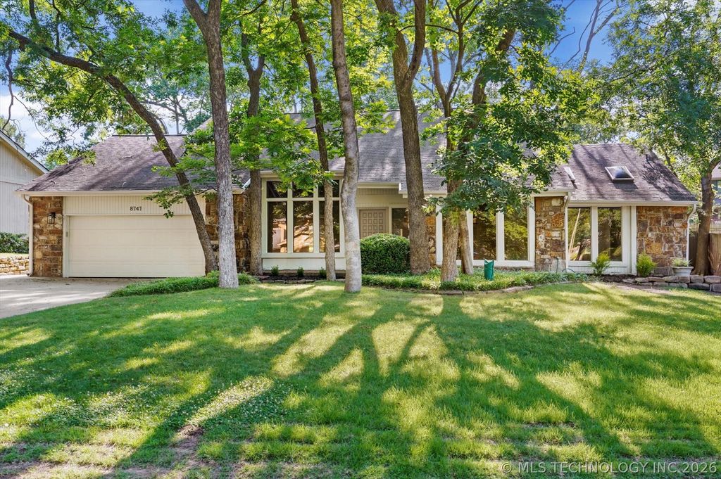 8747 S 68th East Avenue, Tulsa, OK 74133