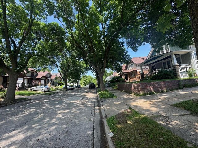 2401 N 53RD STREET, Milwaukee, WI 53210