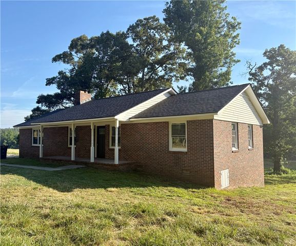 351 Randys Road, Westminster, SC 29693