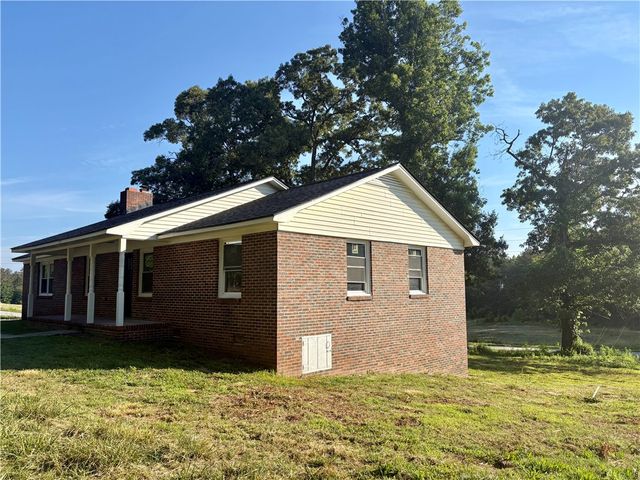 351 Randys Road, Westminster, SC 29693